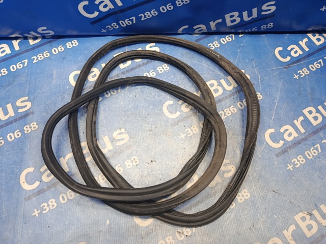 Уплотнитель двери задка кузова 11A827705C VAG