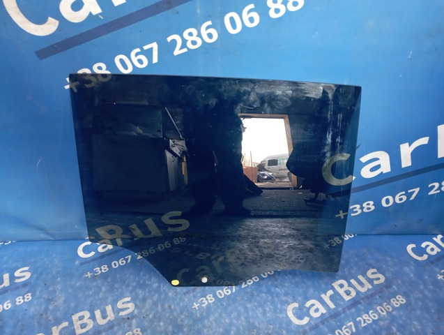 Стекло задней двери, левой 11A845025A VAG