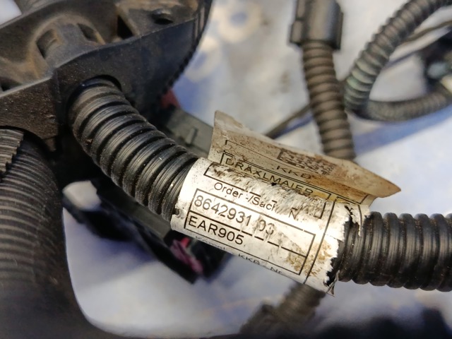 12518642931 BMW купить в Николаев
