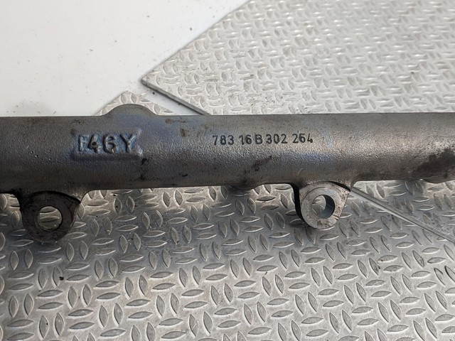BMW 13537795514 Распределитель топлива (рампа) в наличии Павлоград