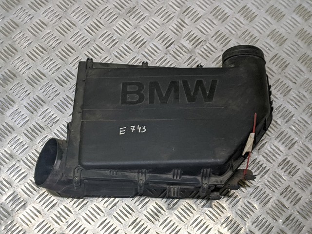 Корпус воздушного фильтра в сборе 13717583713 BMW