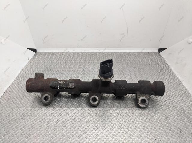 Топливная рампа 175215697R RENAULT
