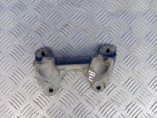 BMW 22316796613 Кронштейн подушки КПП в наличии Винница