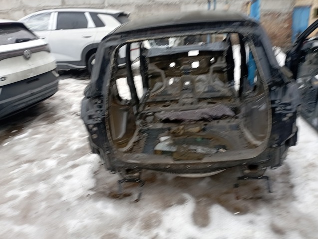 FORD 2400803 Боковина кузова правая в наличии Запорожье