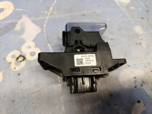 NISSAN 251755MP0A Кнопка включения парктроника в наличии Львов