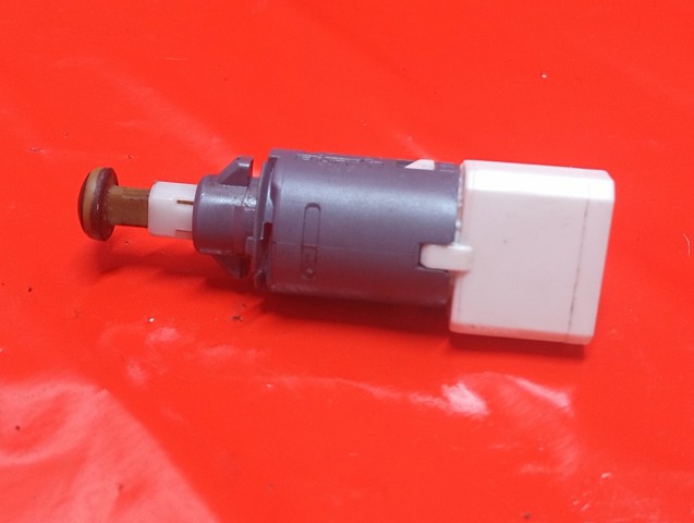 RENAULT 253250780R Датчик включения сцепления  в наличии Житомир