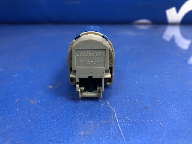 RENAULT 253255192R Датчик включения сцепления  в наличии Винница