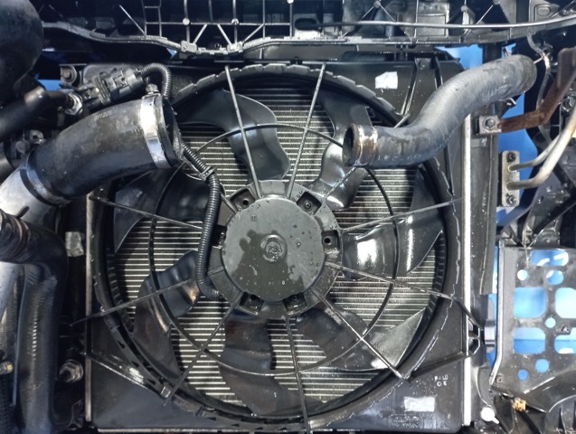 HYUNDAI 253802B700 Диффузор радиатора охлаждения, в сборе с мотором и крыльчаткой в наличии Полтава