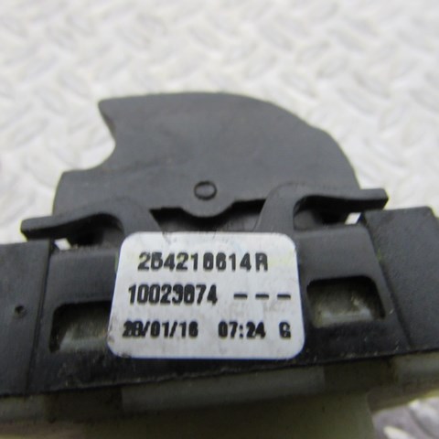 RENAULT 254218614R Кнопка включения мотора стеклоподъемника передняя правая в наличии Винница