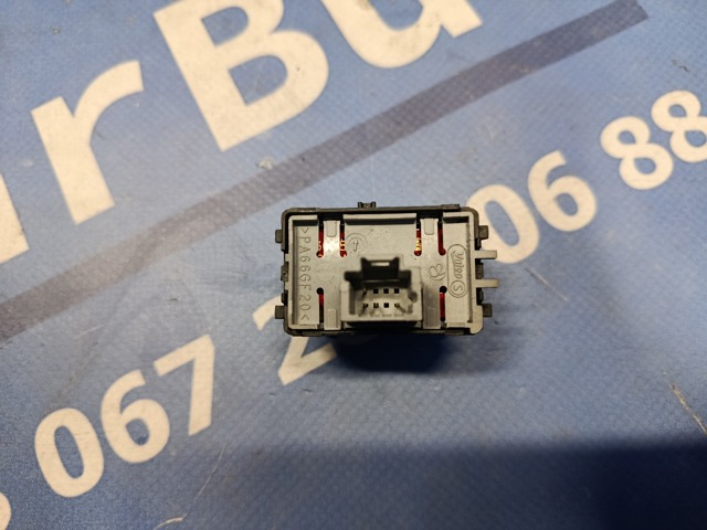 284480002R RENAULT Кнопка включения парктроника купить в Ирпень