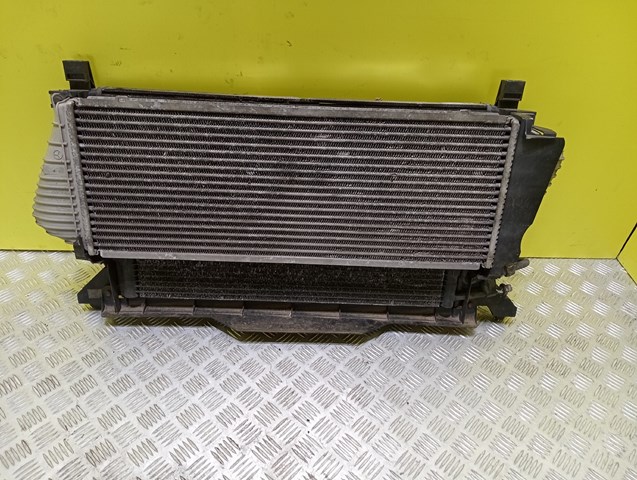 Интеркулер (радиатор интеркулера) volkswagen 2D0145805