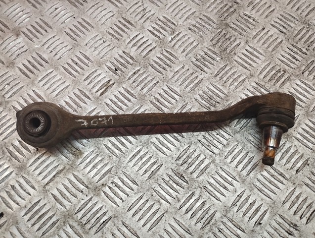 Рычаг передний нижний левый 31126787669 BMW