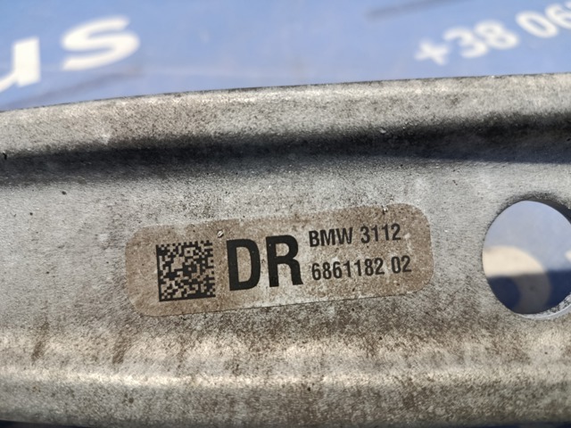 Правый рычаг передней нижней подвески 31126861182 BMW