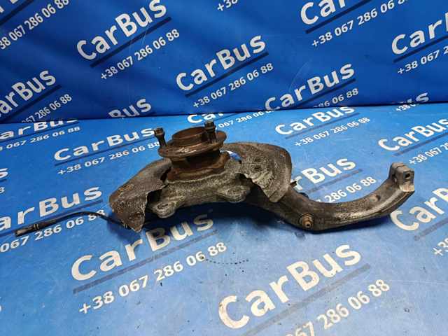 Цапфа поворотная левая 31216773783 BMW