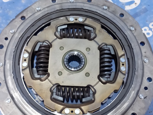 TOYOTA 3127048020 Диск сцепления в наличии Полтава