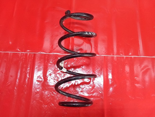 Пружина передняя 31336787144 BMW
