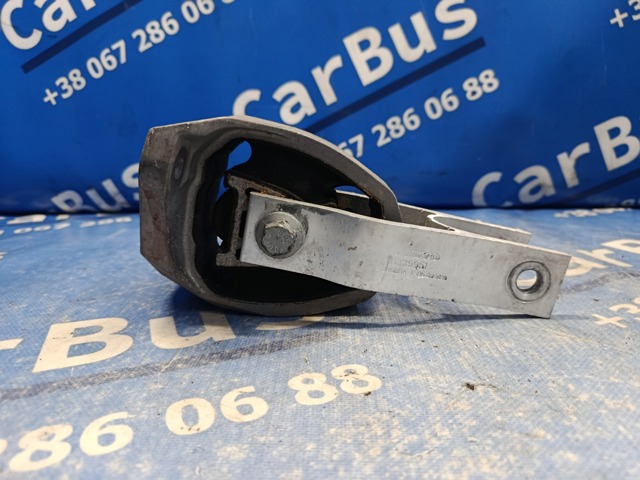 Кронштейн подушки (опоры) двигателя, задней 31339951 VOLVO