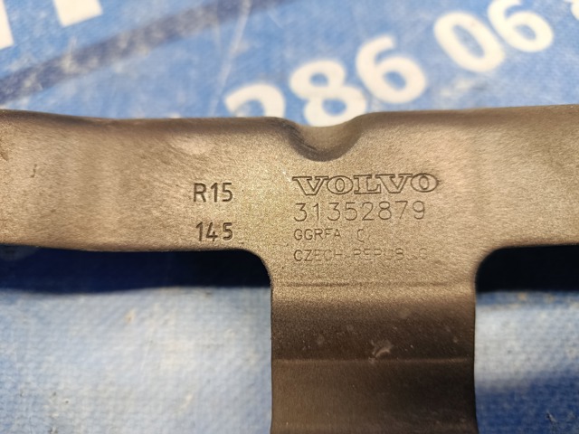 31352879 Петля капота правая купить Кривой Рог