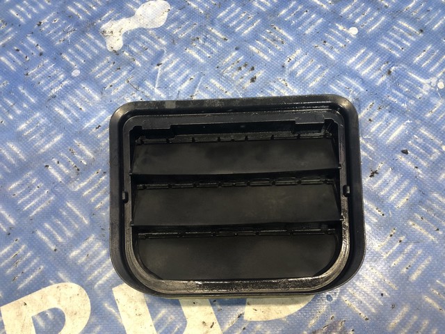 Люк заднего крыла 31369380 VOLVO
