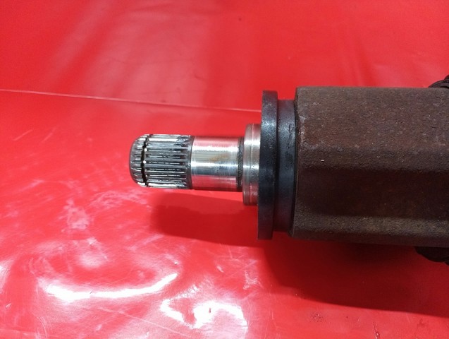 31608675013 BMW Полуось (привод) передняя левая купить в Ирпень
