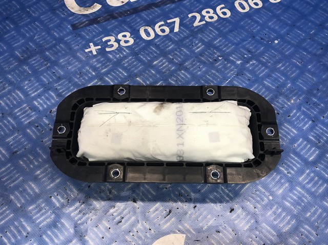 Подушка безопасности (AIRBAG) пассажирская 31663750 VOLVO
