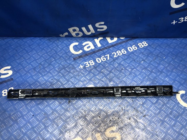 32216387 VOLVO Кронштейн наружной накладки порога правой купить в Николаев