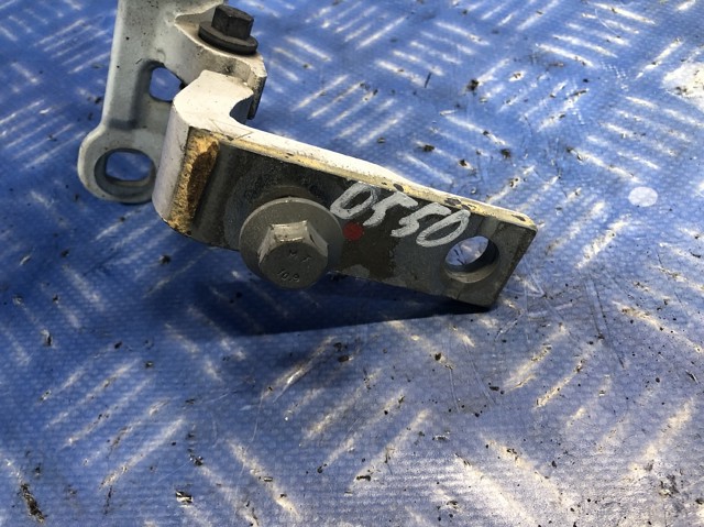 32228604 VOLVO Петля двери передней левой купить в Сумы