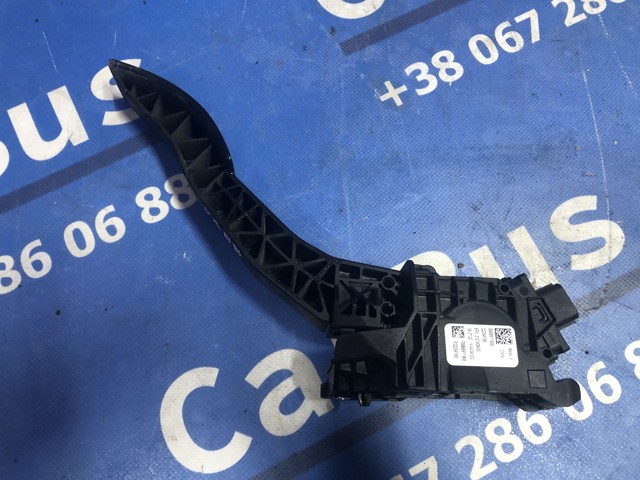 Педаль акселератора 32264188 VOLVO