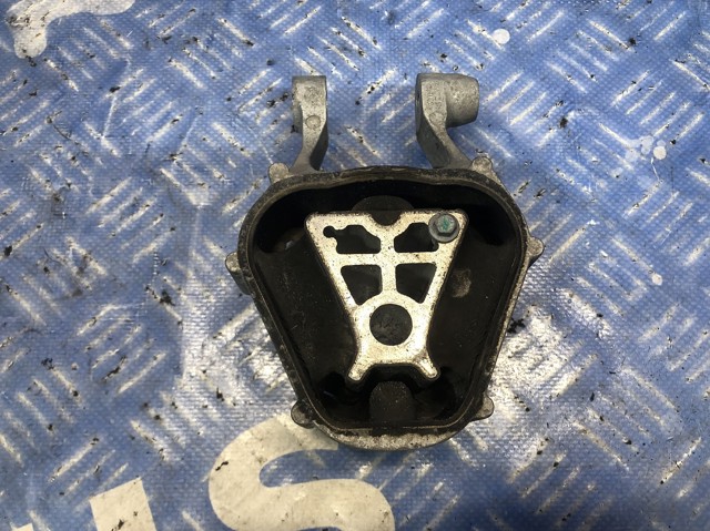Передняя опора двигателя 32298574 VOLVO
