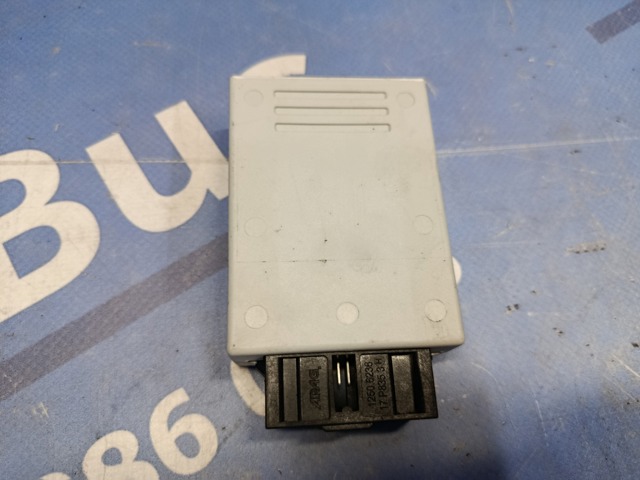 32306885215 BMW купить в Ужгород