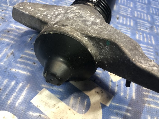 32333938 VOLVO Амортизатор задний правый купить в Каменское