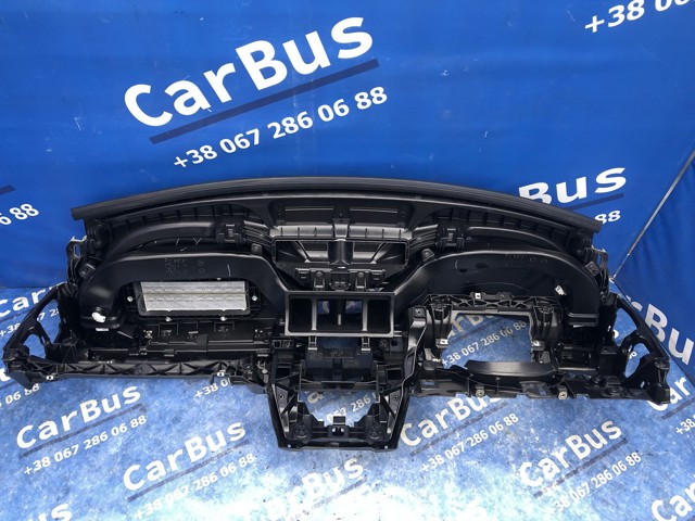 VOLVO 32372223 Панель салона передняя "торпедо" в наличии Винница