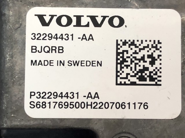 VOLVO 32410198 Камера системы обеспечения видимости в наличии Ужгород