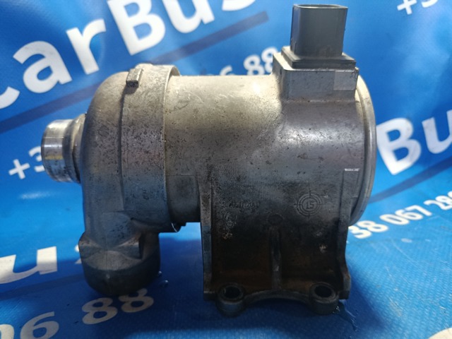 Водяной насос 32441265 VOLVO