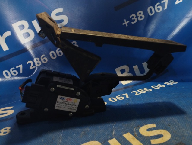327272S000 HYUNDAI купить в Винница