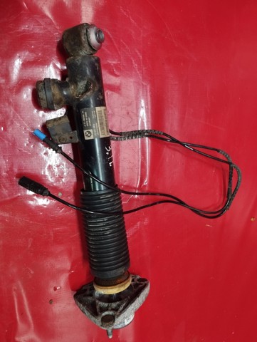 Задний правый амортизатор 37106875088 BMW
