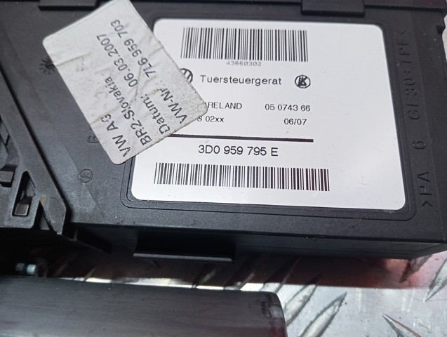 VAG 3D0959795E Мотор стеклоподъемника двери задней левой в наличии Днепр