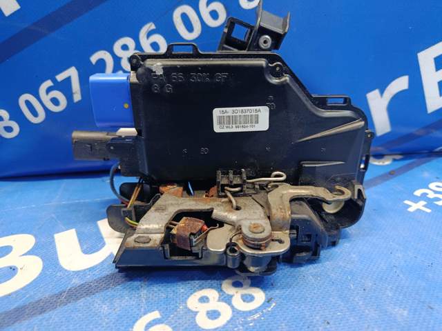 Запор кабины 3D1837015A VAG