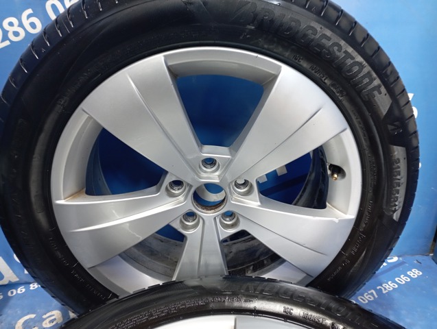 VAG 3V0601025A8Z8 Диски колесные в наличии Житомир