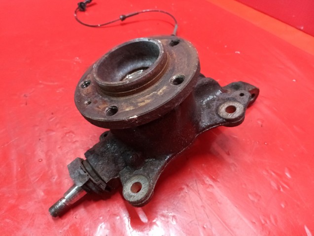 400103826R RENAULT Цапфа (поворотный кулак) передний правый купить в Каменское