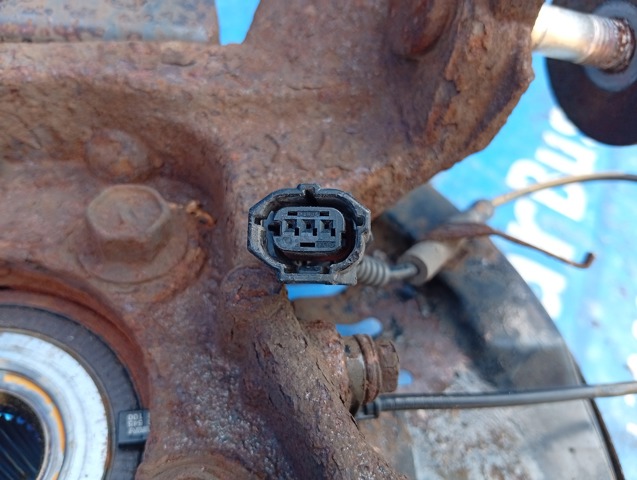 Цапфа (поворотный кулак) задний правый 423040E020 TOYOTA