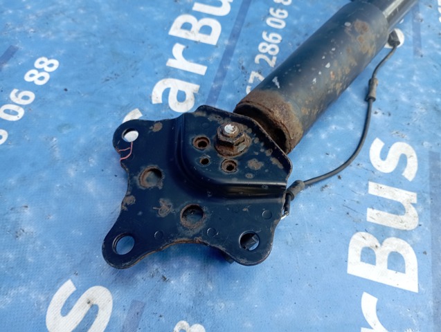 TOYOTA 4853048392 Амортизатор задний правый в наличии Кривой Рог