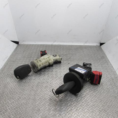 Контактная группа замка зажигания 487009186R RENAULT