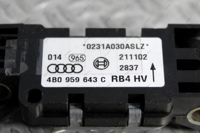 VAG 4B0959643C Датчик удара в наличии Черкассы