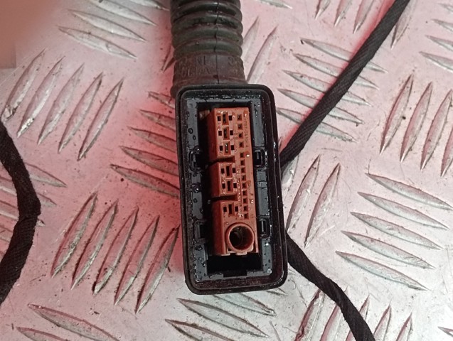 4KE971036AE VAG купить в Каменское