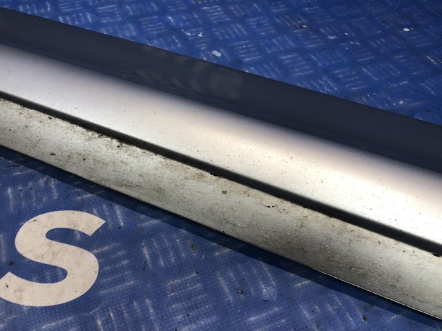 4L0853959FGRU VAG Накладка двери передней левой купить в Каменское