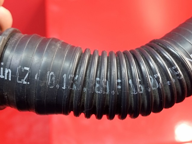 4M0133889F VAG Патрубок воздушный купить в Ровно