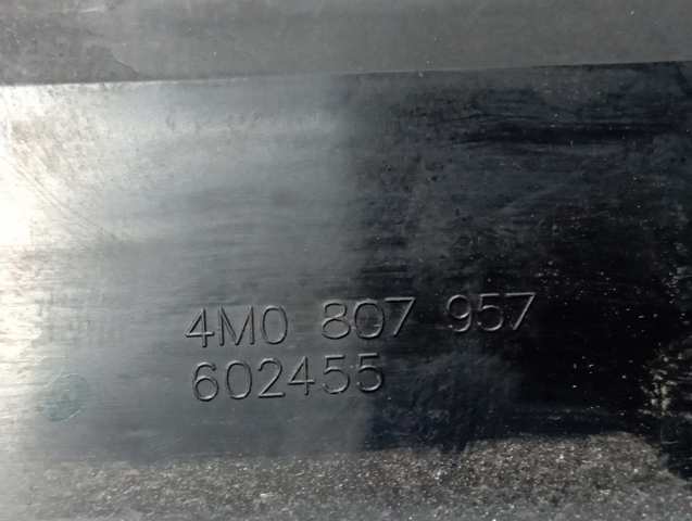 4M0807957 Накладка передней панели (суппорта радиатора) верхняя купить Днепр