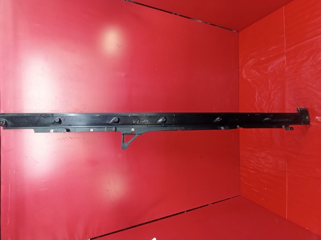 Защита днища, левая 4M0825211F VAG