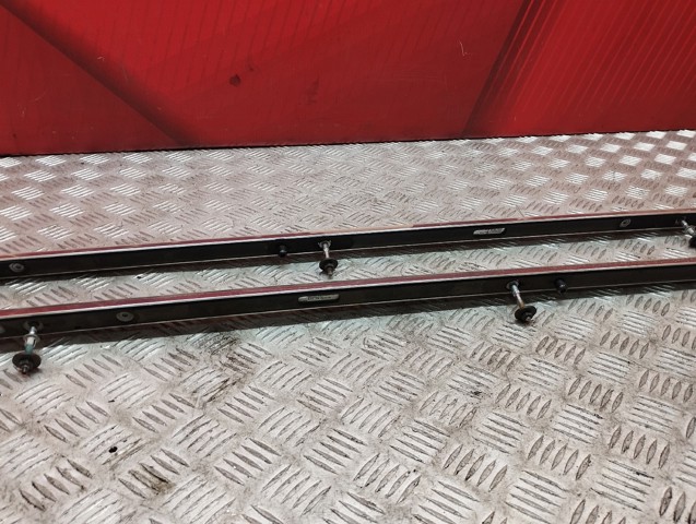 4M0860022C3Q7 Рейлинг крыши правый купить Украина